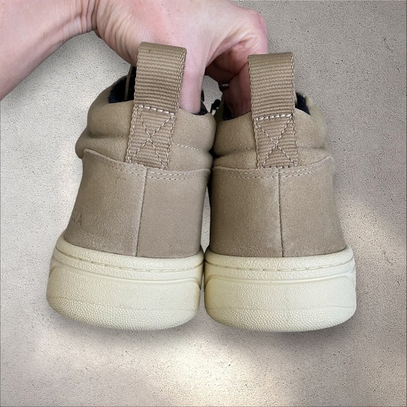 NEW VEJA RORAIMA SUEDE DUNE ALMOND Sz 9.5 - Picture 9 of 16